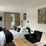 Dunea Oda ve Kahvaltı 3*