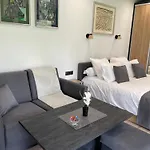 Oda ve Kahvaltı Dunea